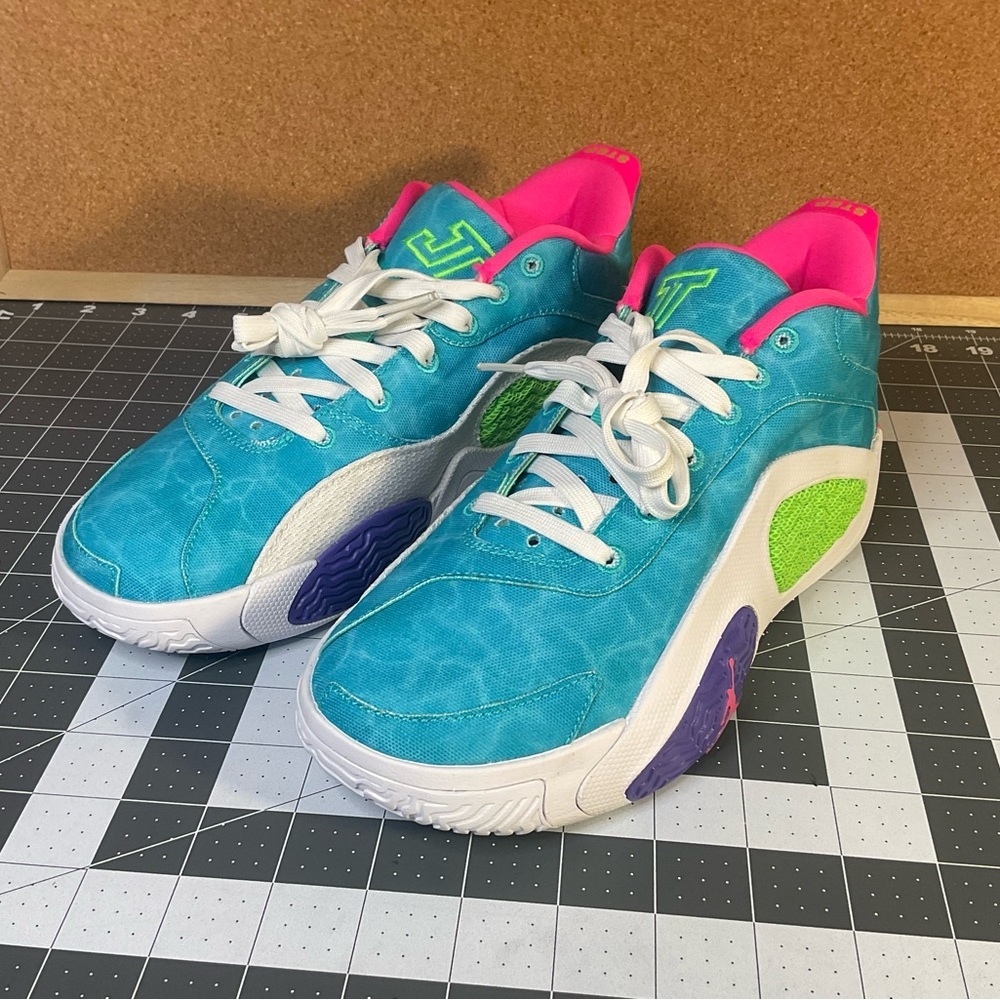 Jordan JT 2 🔥
'wave runner''
JORDAN TATUM
BRAND NEW
NWOT - Picture 2 of 9